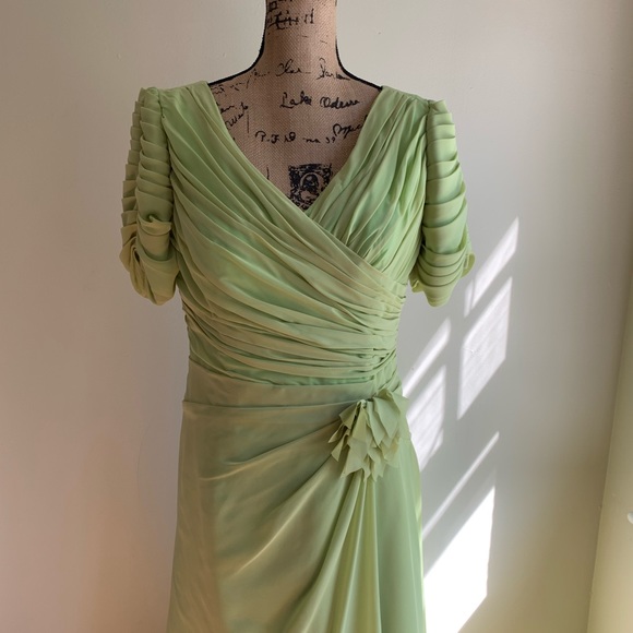 Light In The Box green gown dress size 14W - Picture 4 of 15